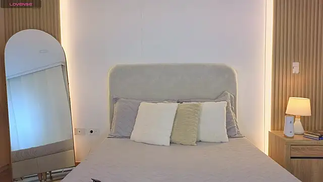 Snapshot of KristennBlue chatting on May 16, 2026, 5:12 pm KristennBlue online show from May 16, 2026, 5:12 pm
