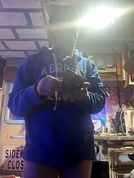 Snapshot of Followthepiper chatting on November 23, 2025, 9:30 am Followthepiper online show from November 23, 2025, 9:30 am