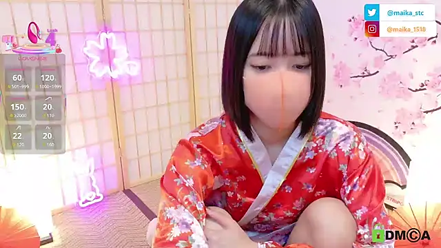 maika08 online show from October 16, 2025, 10:23 am