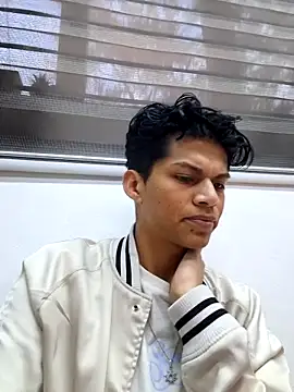 Cherryartemissy online show from March 25, 2026, 12:00 am