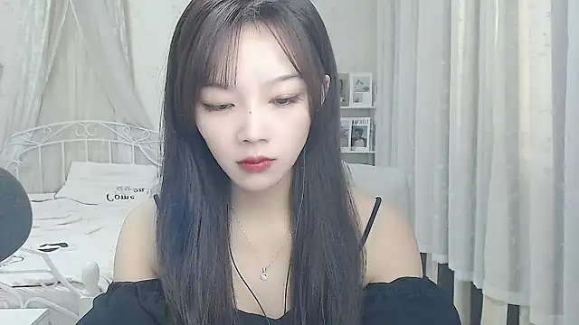 Jenny-Z online show from September 18, 2025, 2:14 am