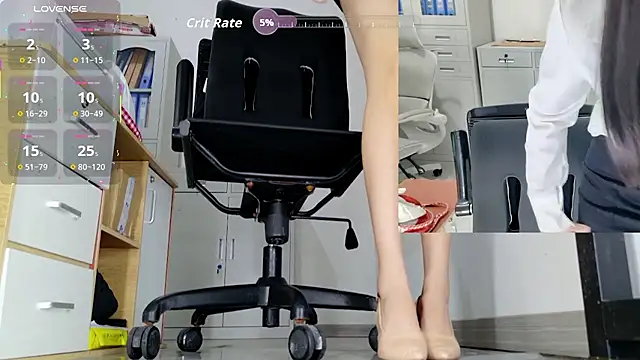 Snapshot of -DIO-DIO- chatting on November 3, 2025, 10:19 am -DIO-DIO- online show from November 3, 2025, 10:19 am