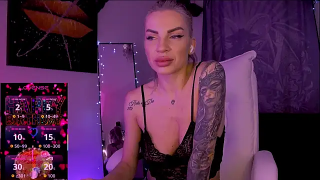 Snapshot of LusciousAlice chatting on May 5, 2026, 9:51 pm LusciousAlice online show from May 5, 2026, 9:51 pm