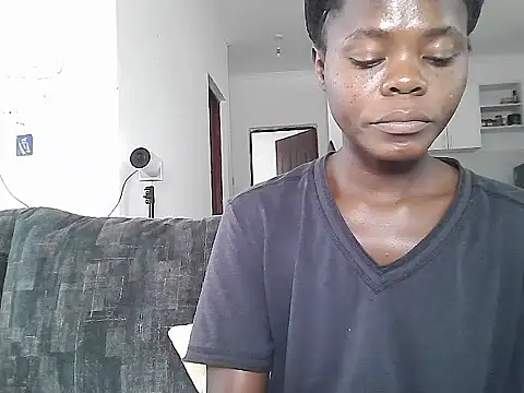 petiteebony 81 online show from January 7, 2026, 8:19 am