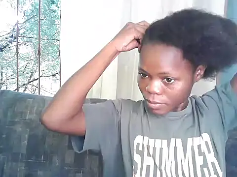 Snapshot of petiteebony_81 chatting on March 23, 2025, 5:54 am petiteebony 81 online show from March 23, 2025, 5:54 am