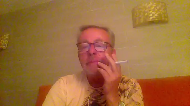 tuggy59 online show from April 22, 2026, 4:19 am