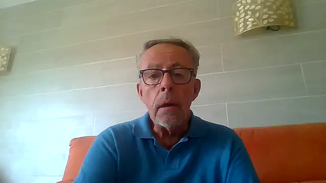 Snapshot of tuggy59 chatting on July 8, 2026, 7:42 am tuggy59 online show from July 8, 2026, 7:42 am