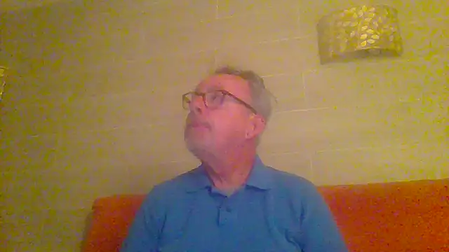 tuggy59 online show from April 29, 2026, 4:38 am
