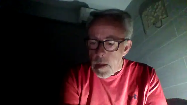 Snapshot of tuggy59 chatting on November 23, 2025, 6:23 am tuggy59 online show from November 23, 2025, 6:23 am