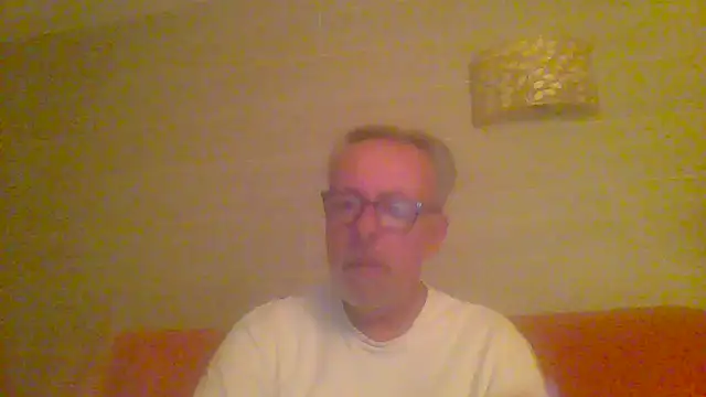 tuggy59 online show from May 3, 2026, 4:06 am