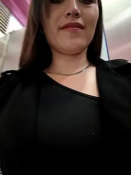 marena saenz online show from October 24, 2025, 5:45 pm