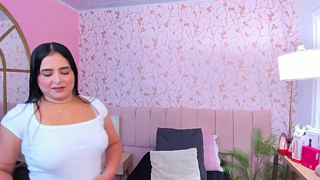 Snapshot of taylor_bennet chatting on November 30, 2025, 11:44 am taylor bennet online show from November 30, 2025, 11:44 am