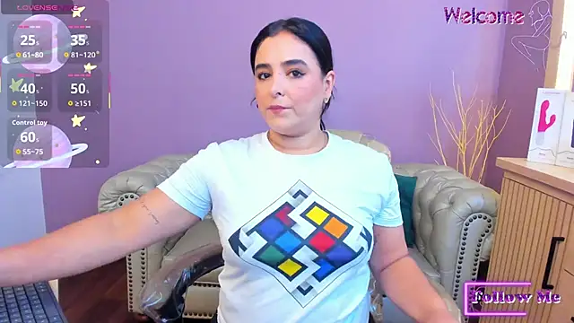 Snapshot of taylor_bennet chatting on December 2, 2025, 7:15 pm taylor bennet online show from December 2, 2025, 7:15 pm