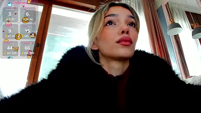 Snapshot of Sassy_Teen chatting on February 25, 2026, 8:47 am Sassy Teen online show from February 25, 2026, 8:47 am