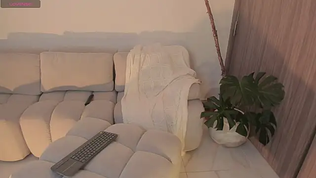 Snapshot of LindseyMoss chatting on October 11, 2025, 12:55 am LindseyMoss online show from October 11, 2025, 12:55 am