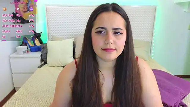 Eva Rogers  online show from September 12, 2025, 7:08 am
