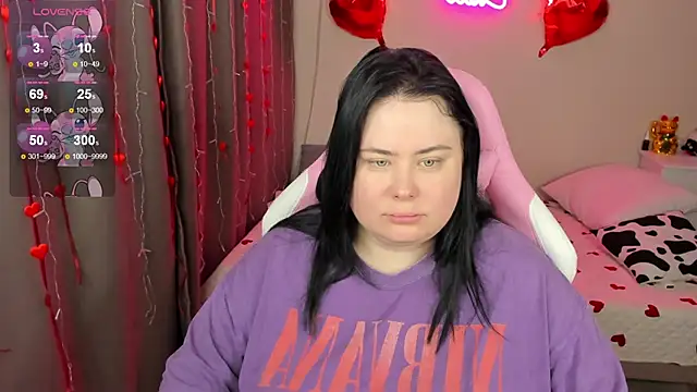 Snapshot of Akemi_BBW chatting on February 23, 2026, 5:52 am Akemi BBW online show from February 23, 2026, 5:52 am