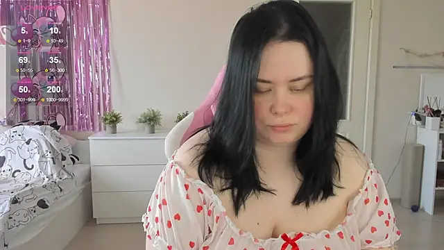Akemi BBW online show from June 14, 2026, 6:58 am