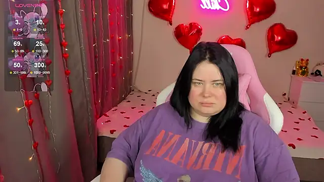 Snapshot of Akemi_BBW chatting on February 20, 2026, 5:15 am Akemi BBW online show from February 20, 2026, 5:15 am