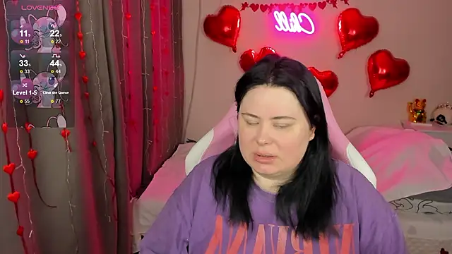 Snapshot of Akemi_BBW chatting on February 16, 2026, 3:49 am Akemi BBW online show from February 16, 2026, 3:49 am