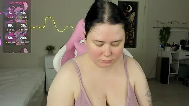 Akemi BBW online show from July 10, 2026, 8:36 am