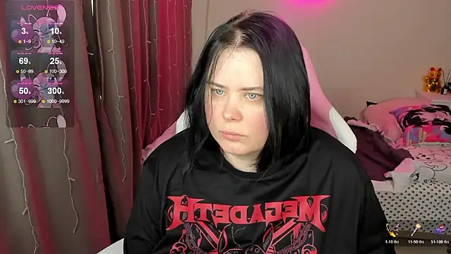 Snapshot of Akemi_BBW chatting on March 13, 2026, 5:12 am Akemi BBW online show from March 13, 2026, 5:12 am