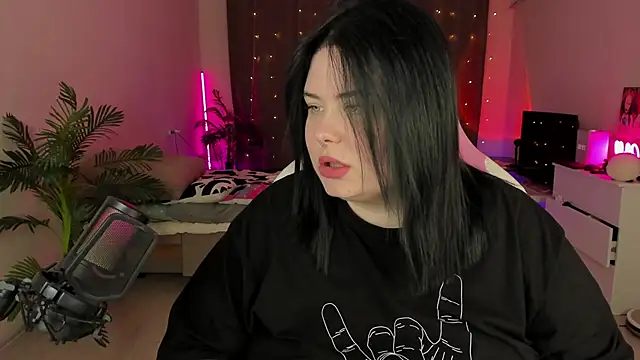 Akemi BBW online show from October 14, 2025, 4:51 pm