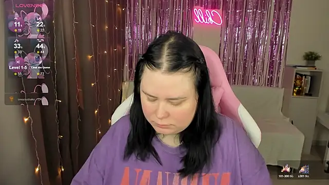 Akemi BBW online show from May 6, 2026, 8:51 am