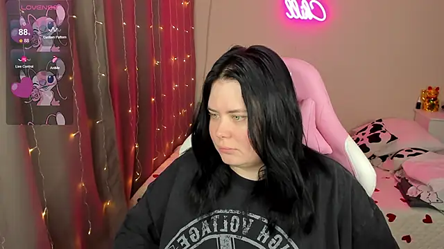 Snapshot of Akemi_BBW chatting on February 25, 2026, 4:56 am Akemi BBW online show from February 25, 2026, 4:56 am