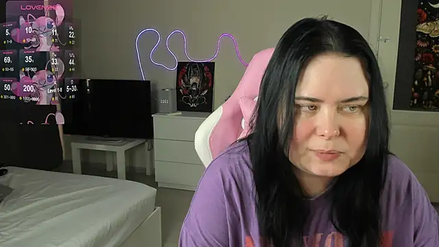 Akemi BBW online show from July 24, 2026, 10:11 am