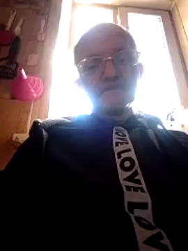 oksana722 online show from February 3, 2026, 9:14 am