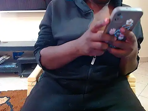Snapshot of sunnylovexp chatting on July 7, 2026, 8:18 am sunnylovexp online show from July 7, 2026, 8:18 am