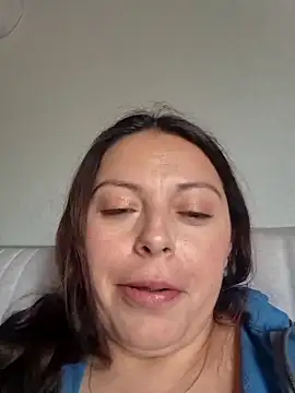 Snapshot of seherlatin chatting on April 5, 2026, 9:32 pm seherlatin online show from April 5, 2026, 9:32 pm