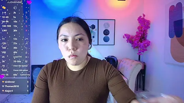Isa reel online show from May 12, 2026, 7:42 pm