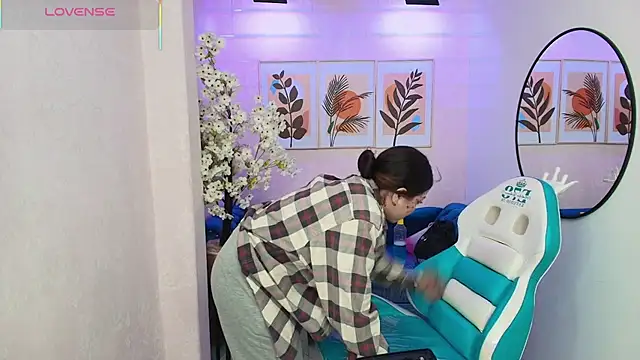 Snapshot of Isa_reel chatting on October 25, 2025, 7:51 am Isa reel online show from October 25, 2025, 7:51 am