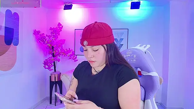 Snapshot of Isa_reel chatting on October 19, 2025, 12:30 pm Isa reel online show from October 19, 2025, 12:30 pm