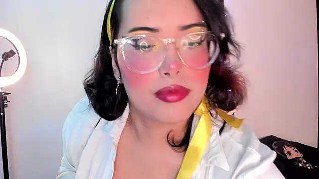 Snapshot of willow_poisson chatting on July 7, 2026, 9:07 pm willow poisson online show from July 7, 2026, 9:07 pm