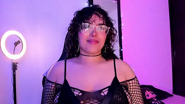 Snapshot of willow_poisson chatting on July 27, 2026, 9:11 pm willow poisson online show from July 27, 2026, 9:11 pm