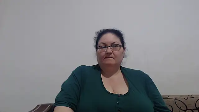 Snapshot of Nykyxo chatting on April 17, 2026, 4:48 am Nykyxo online show from April 17, 2026, 4:48 am