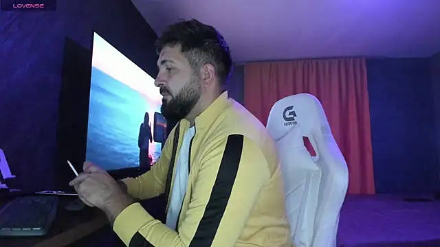 Eduu2322 online show from October 6, 2025, 8:20 pm