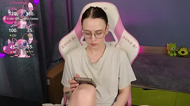 Sweet frosti online show from July 4, 2026, 3:35 am