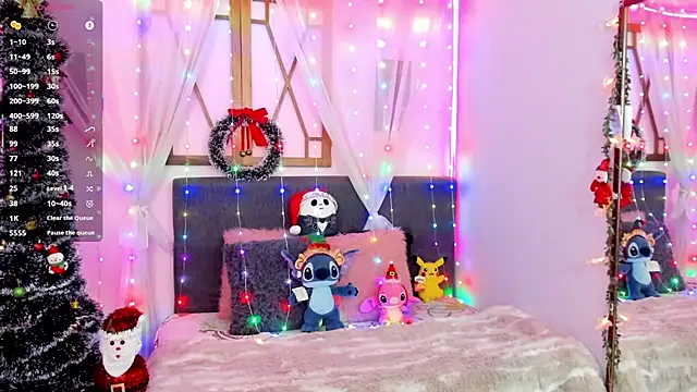 laura olssen online show from December 4, 2025, 12:48 pm