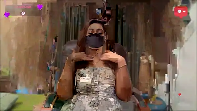 Snapshot of OH-Monica chatting on May 11, 2026, 10:29 pm OH-Monica online show from May 11, 2026, 10:29 pm