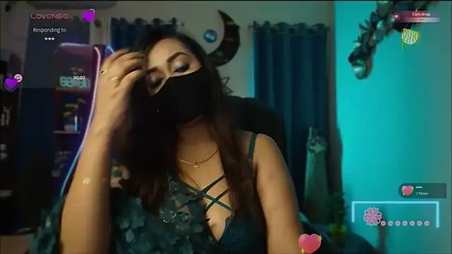 Snapshot of OH-Monica chatting on February 22, 2026, 6:53 pm OH-Monica online show from February 22, 2026, 6:53 pm