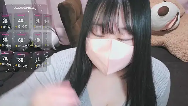 yuinyan3150 online show from January 10, 2026, 8:15 pm