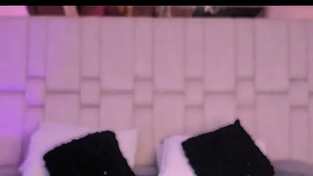 Snapshot of mary_kisses chatting on December 3, 2025, 9:25 pm mary kisses online show from December 3, 2025, 9:25 pm