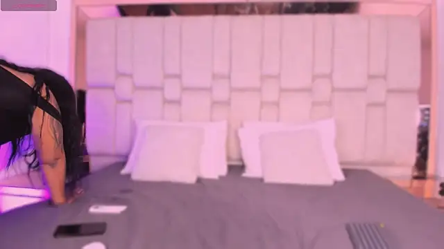 Snapshot of mary_kisses chatting on November 10, 2025, 8:25 pm mary kisses online show from November 10, 2025, 8:25 pm