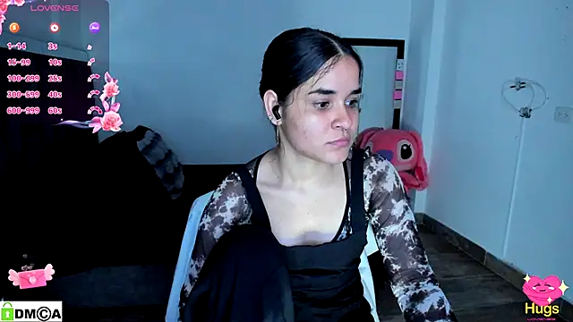 SweetMegan 1 online show from September 29, 2025, 10:48 pm