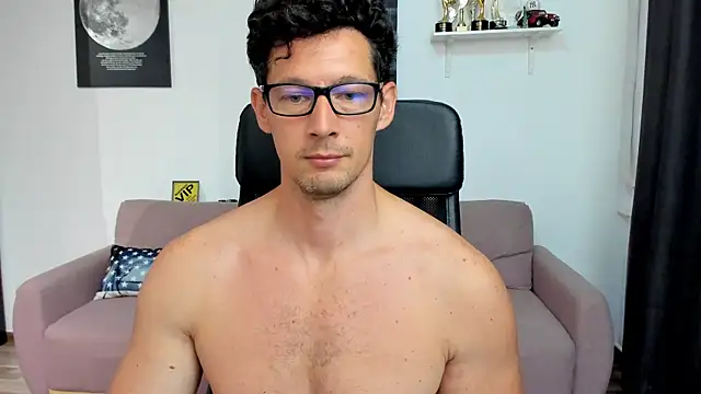 BrutusK08 online show from July 7, 2026, 6:47 am