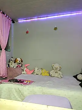KATYGONZALEZ online show from February 15, 2025, 11:58 pm